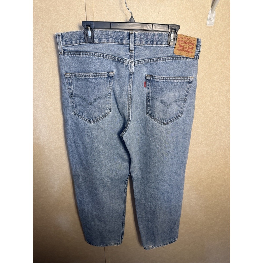Levi's 550 Jeans Mens 36x30 Blue Medium Wash - Picture 3 of 16